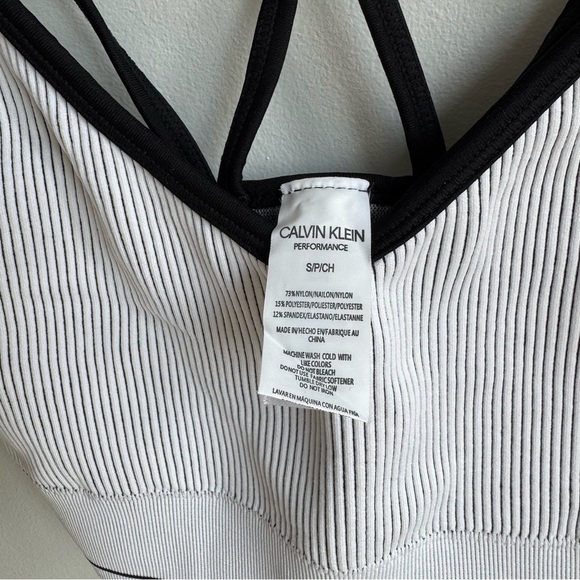 Calvin Klein Women's Performance Sports Bra Medium-Impact Racerback size S - Picture 6 of 6
